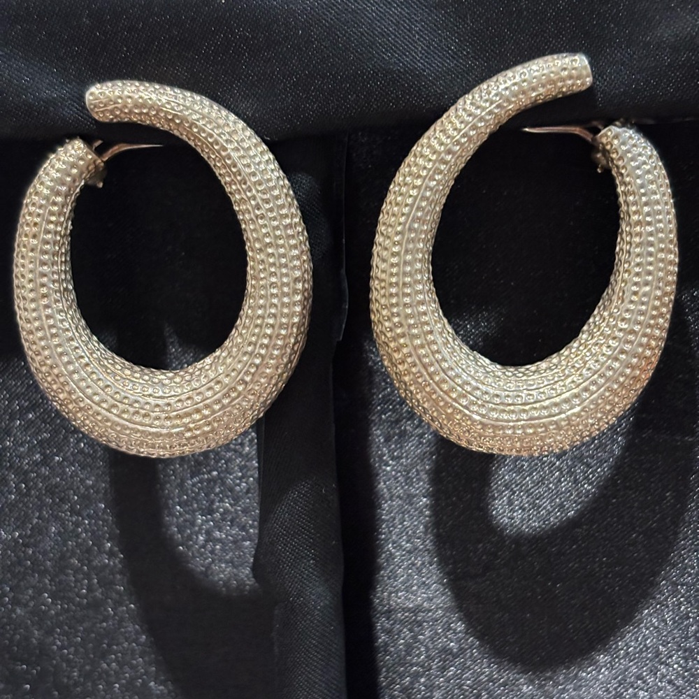 Tiffany & Co. clip sliver hoop earrings